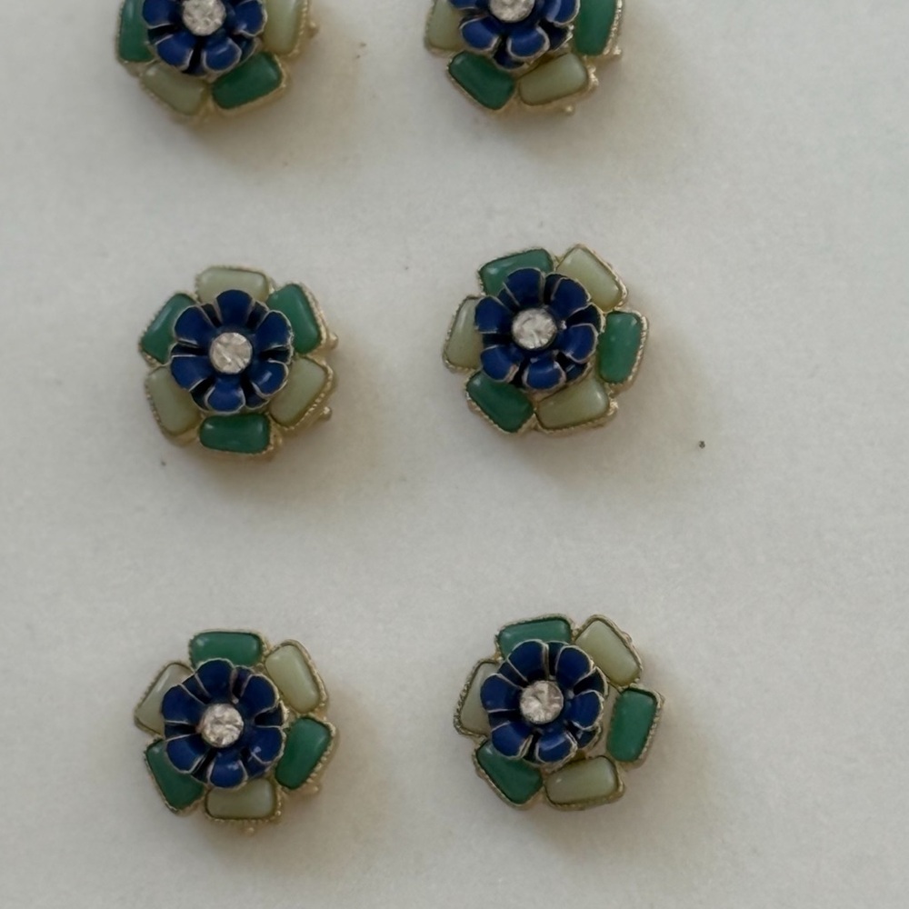 Beautiful Versatile Pendants - image 3